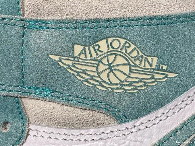 1 Air Jordan 555088-311 High Turbo Green Retro OG 0407